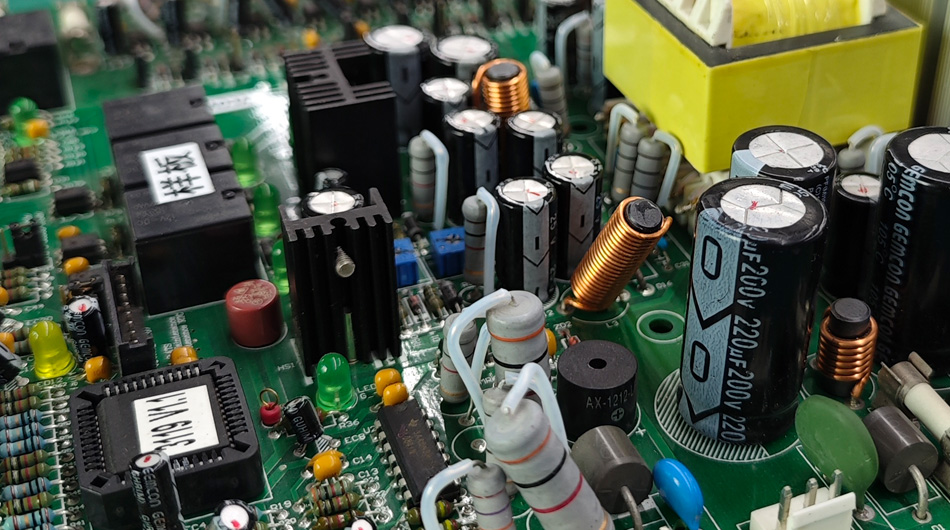 కస్టమర్ మద్దతుపై PCBA ఫ్యాక్టరీల బహుళ-ఛానల్ కమ్యూనికేషన్ మెకానిజం ప్రభావం