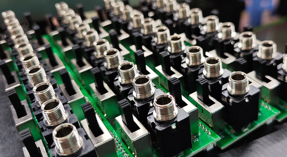 కస్టమర్ సంతృప్తి నిర్వహణ ద్వారా PCBA ఫ్యాక్టరీలు సేవా నాణ్యతను ఎలా మెరుగుపరుస్తాయి