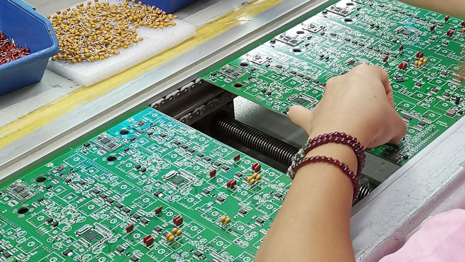 PCBA ఫ్యాక్టరీ యొక్క కస్టమర్ కన్సల్టింగ్ సేవ సాంకేతిక సమస్యలను పరిష్కరించడంలో ఎలా సహాయపడుతుంది