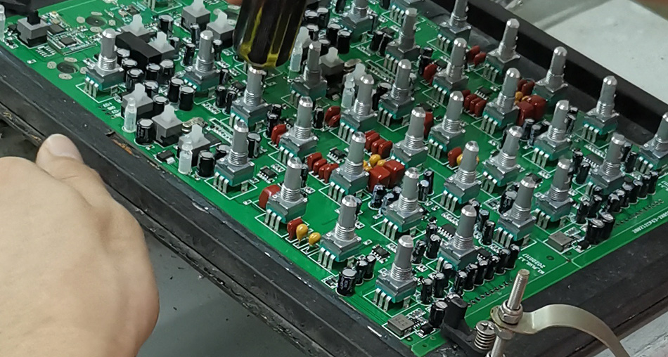 సరఫరా గొలుసును ఆప్టిమైజ్ చేయడం ద్వారా PCBA ఫ్యాక్టరీల ఉత్పత్తి వ్యయాన్ని ఎలా తగ్గించాలి?