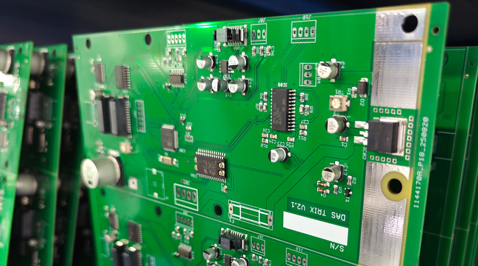 అధునాతన SMT ప్రక్రియల ద్వారా PCBA ఫ్యాక్టరీలు తమ ఉత్పత్తి పోటీతత్వాన్ని ఎలా మెరుగుపరుస్తాయి?